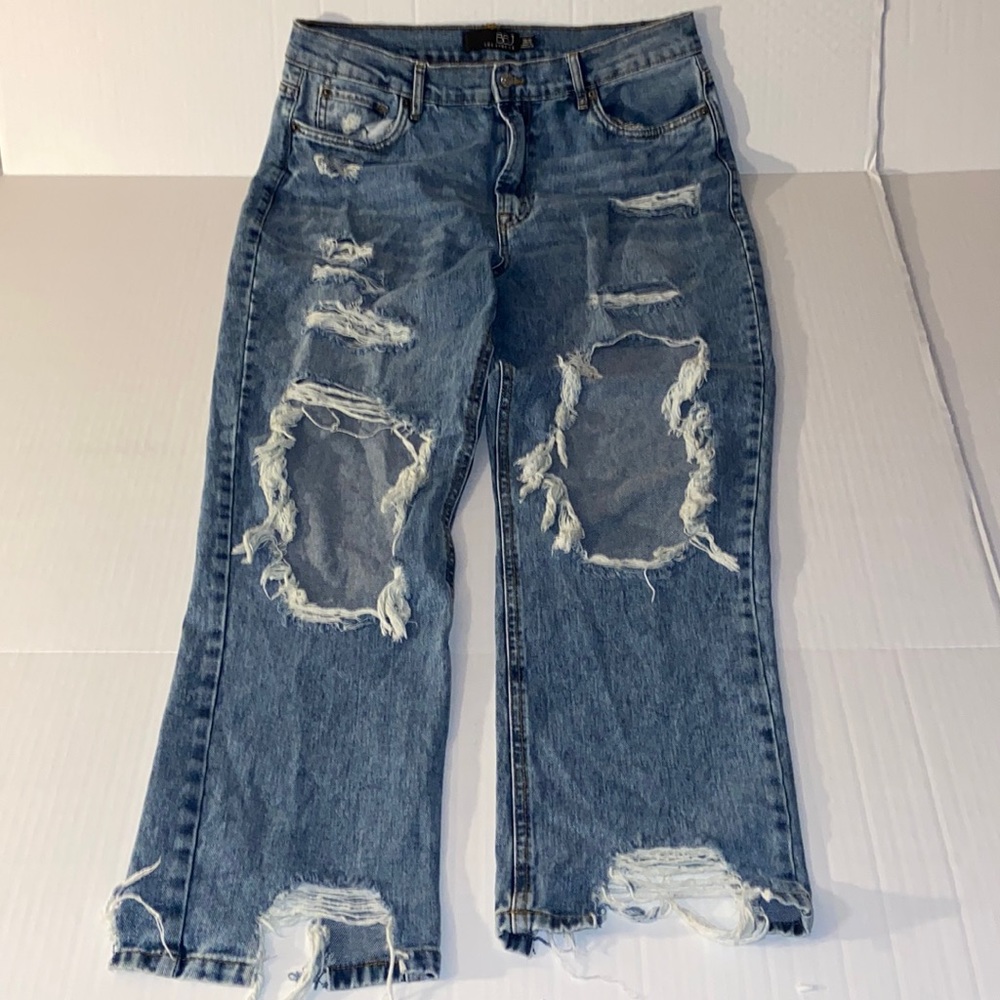 BBJ Los Angeles Juniors Size 13 / 31 Distressed Denim Blue Jeans